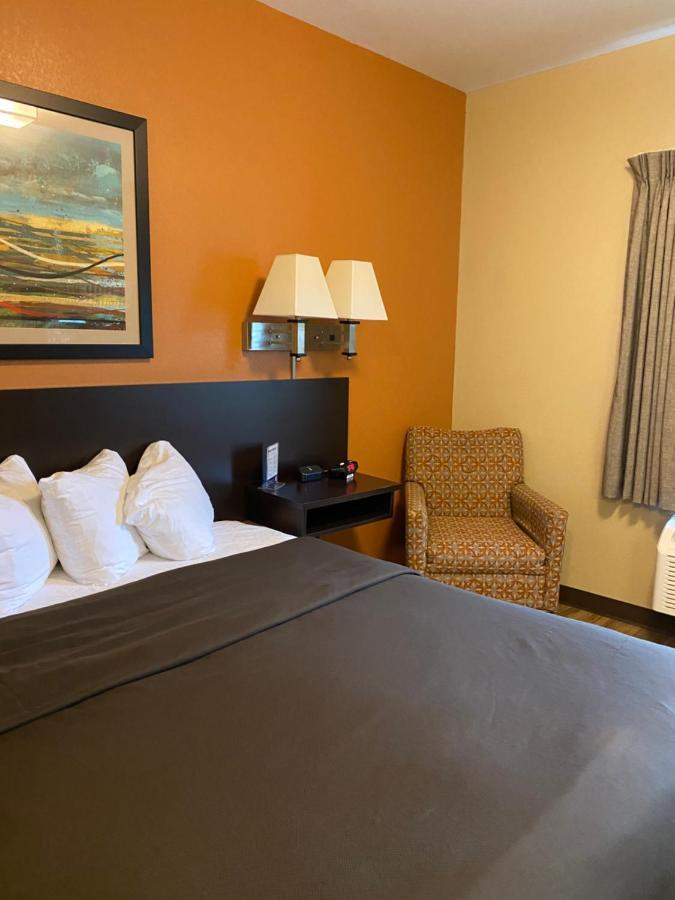 Suburban Studios Washington, Pa Екстер'єр фото