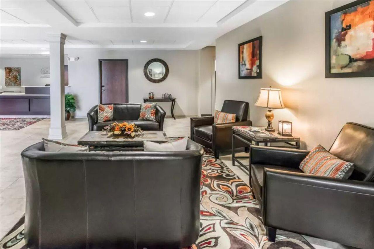 Suburban Studios Washington, Pa Екстер'єр фото