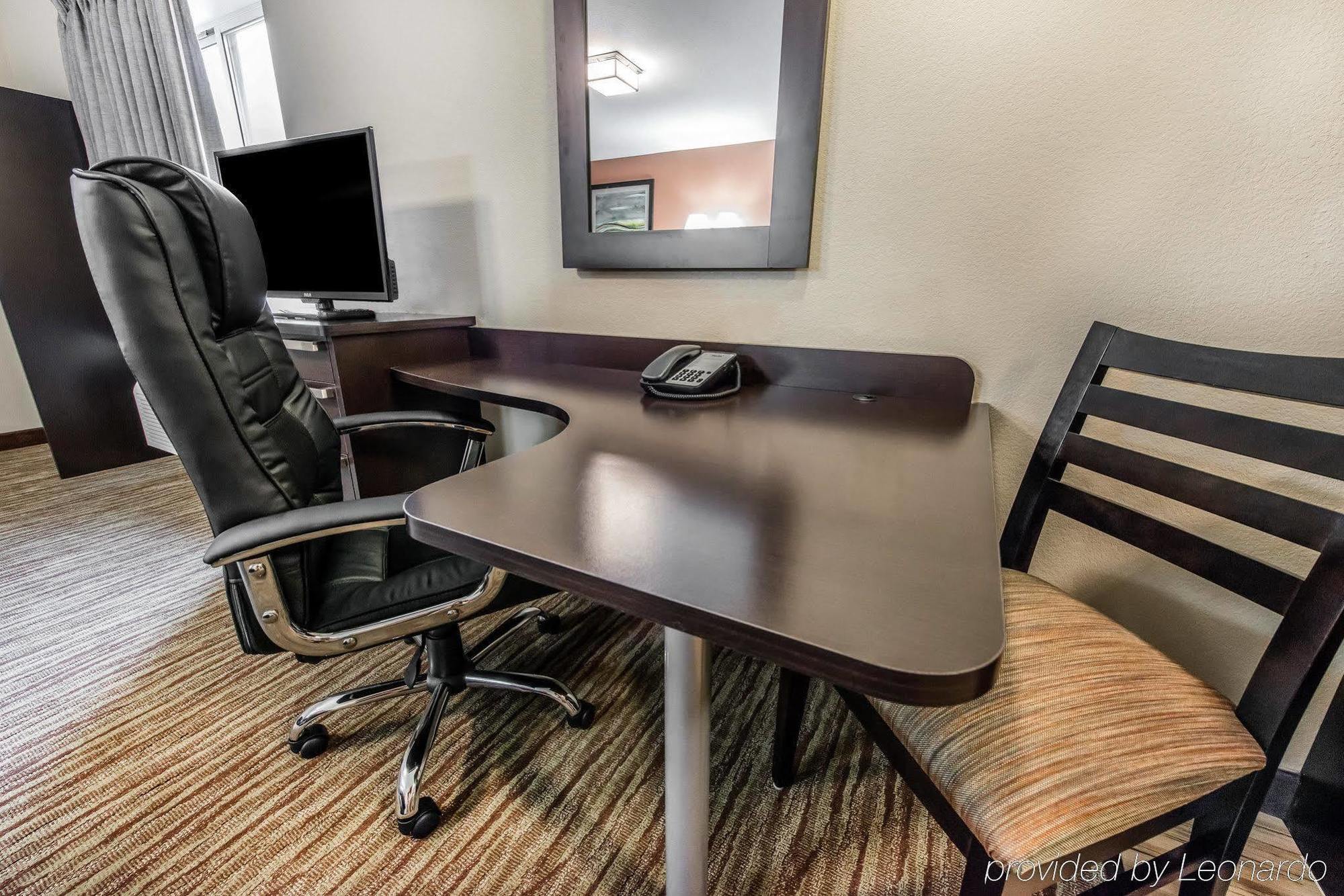 Suburban Studios Washington, Pa Екстер'єр фото